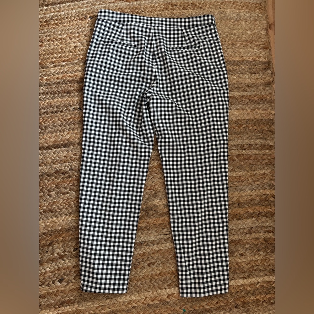 Zara Woman Large Black & White Gingham Cropped Cotton Pants with Ruffle Detail - Picture 6 of 6